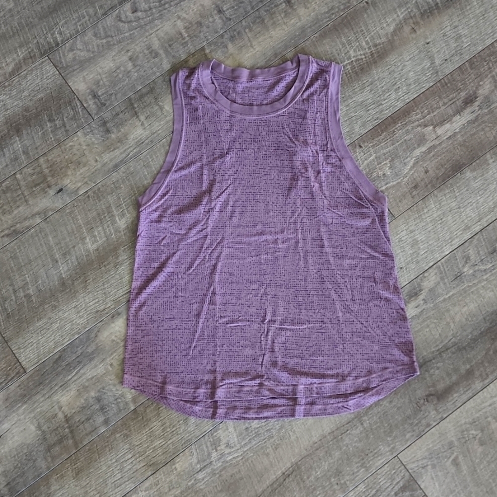EUC lululemon Hint of Sheer Tank purple size 6